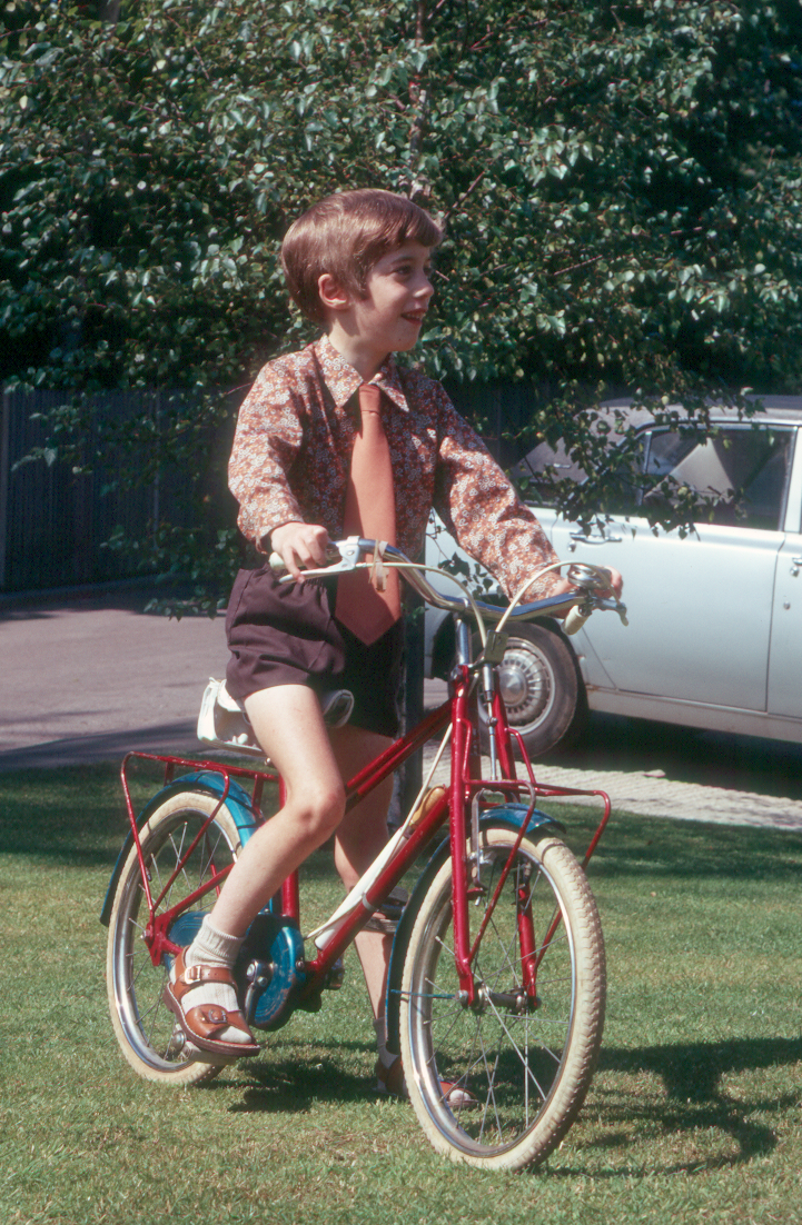 7203218k August 1972 - Jonathan's new bicycle
