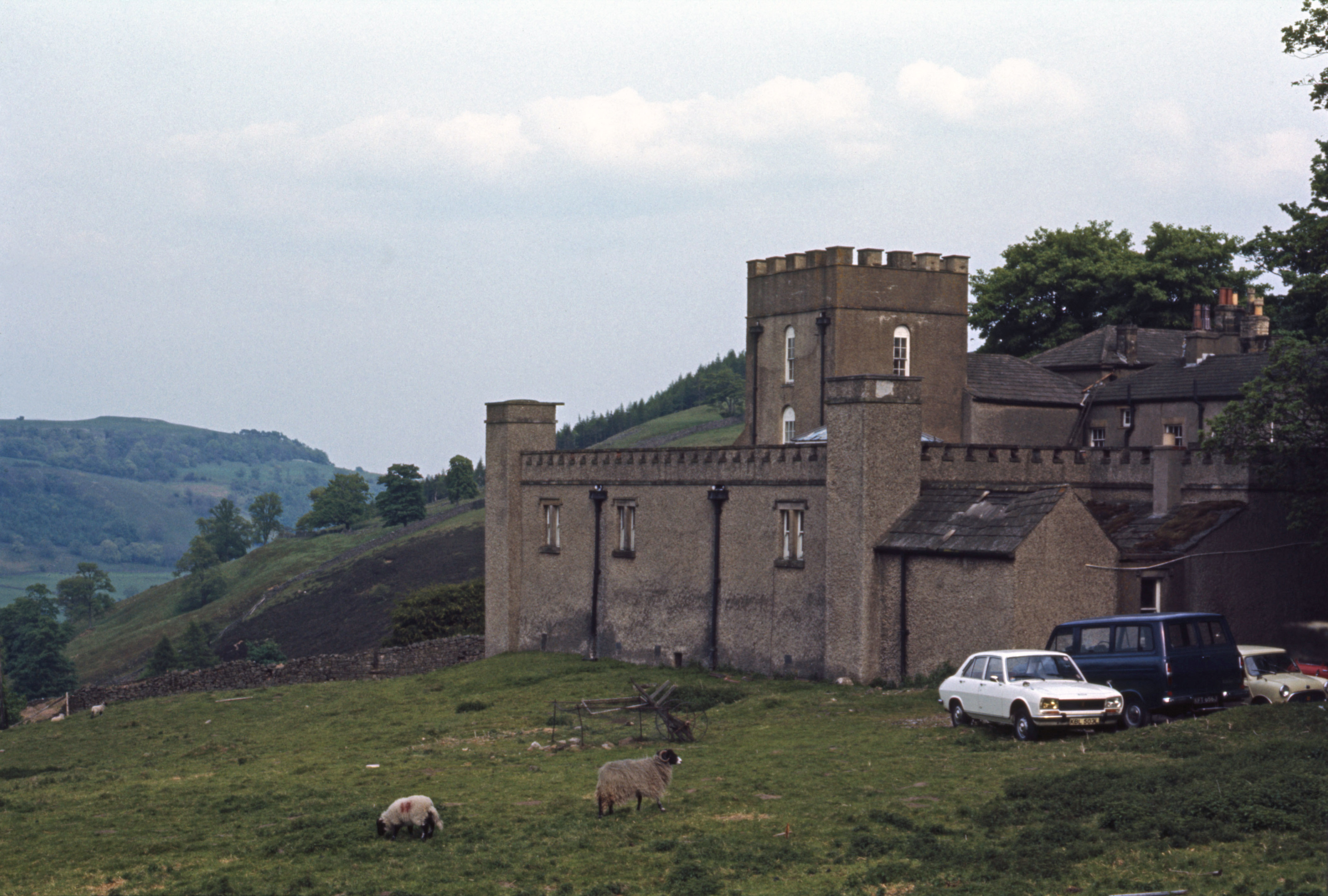 7404022 28 May 1974 - Grinton Lodge Youth Hostel. Our white Peugeot is in the car park.