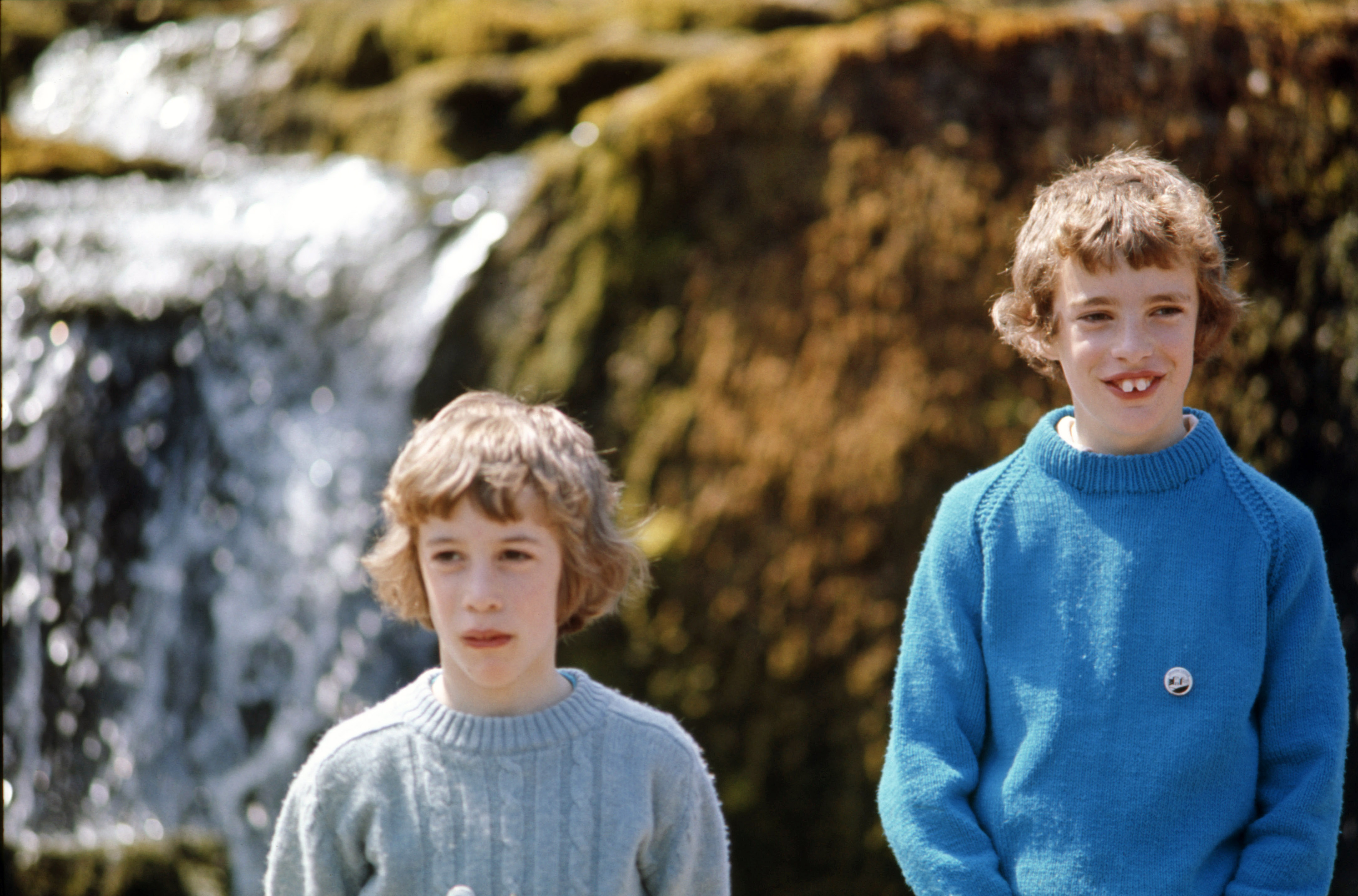 7404026 28 May 1974 - Jon and Simon in front of the falls at Aysgarth.