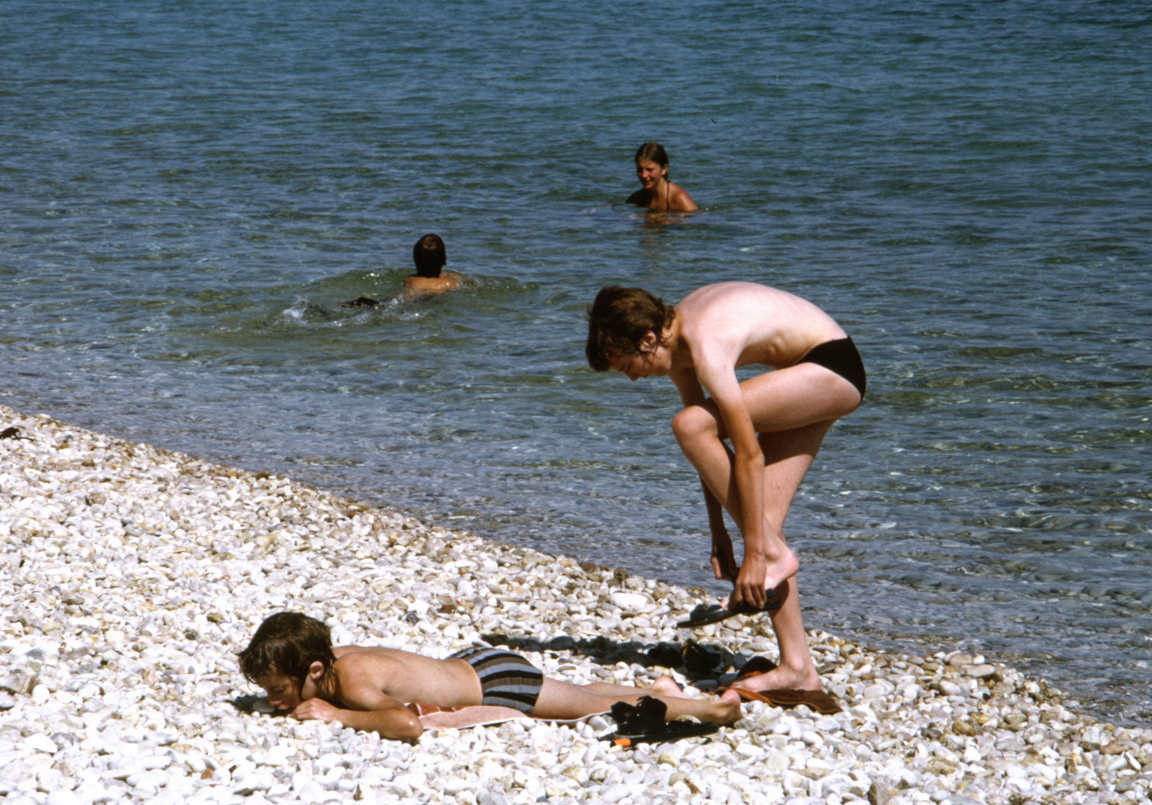 7605725 August 1976 - Jon and Simon on the beach.