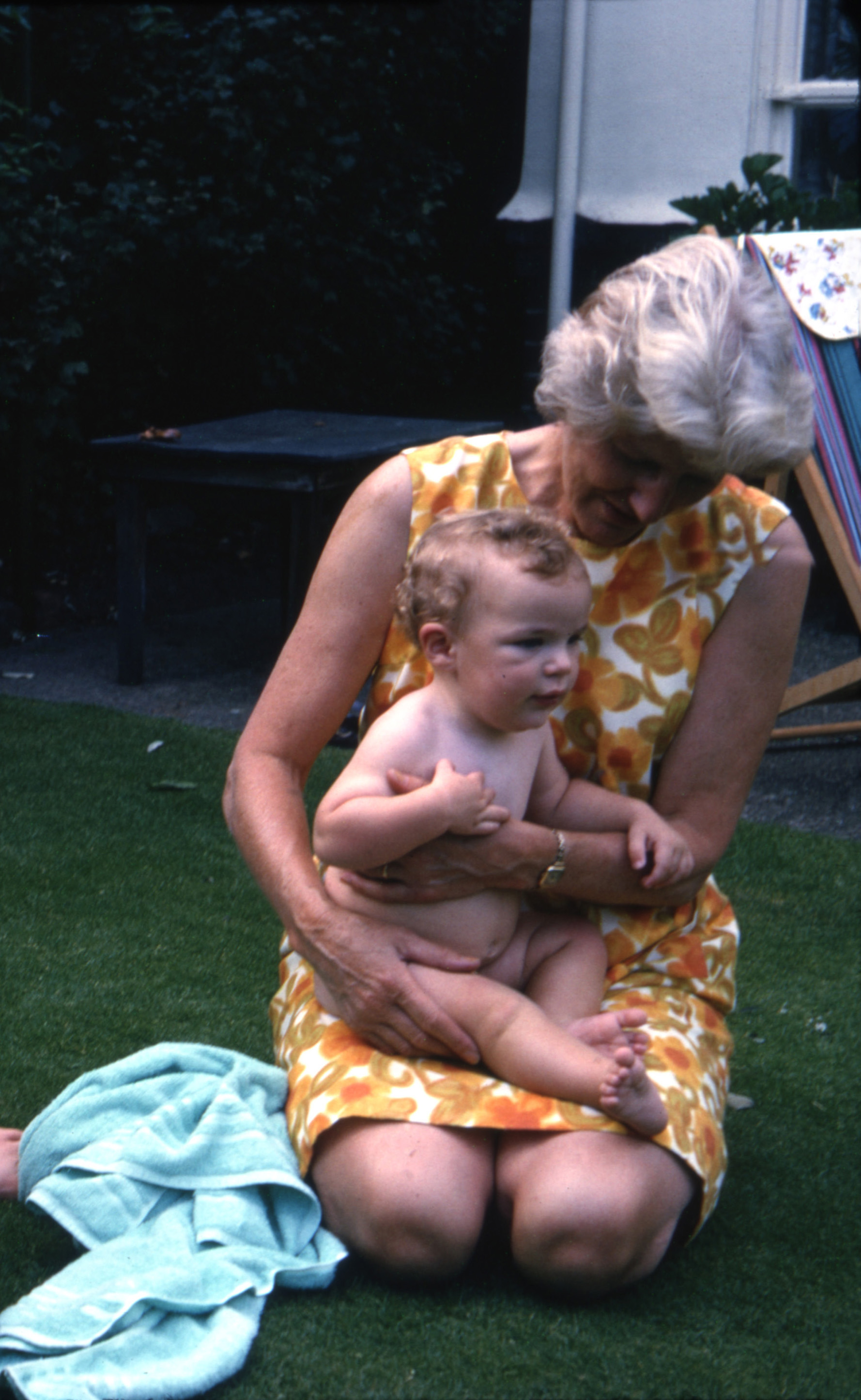 9 Aug 1964 Joan with Simon