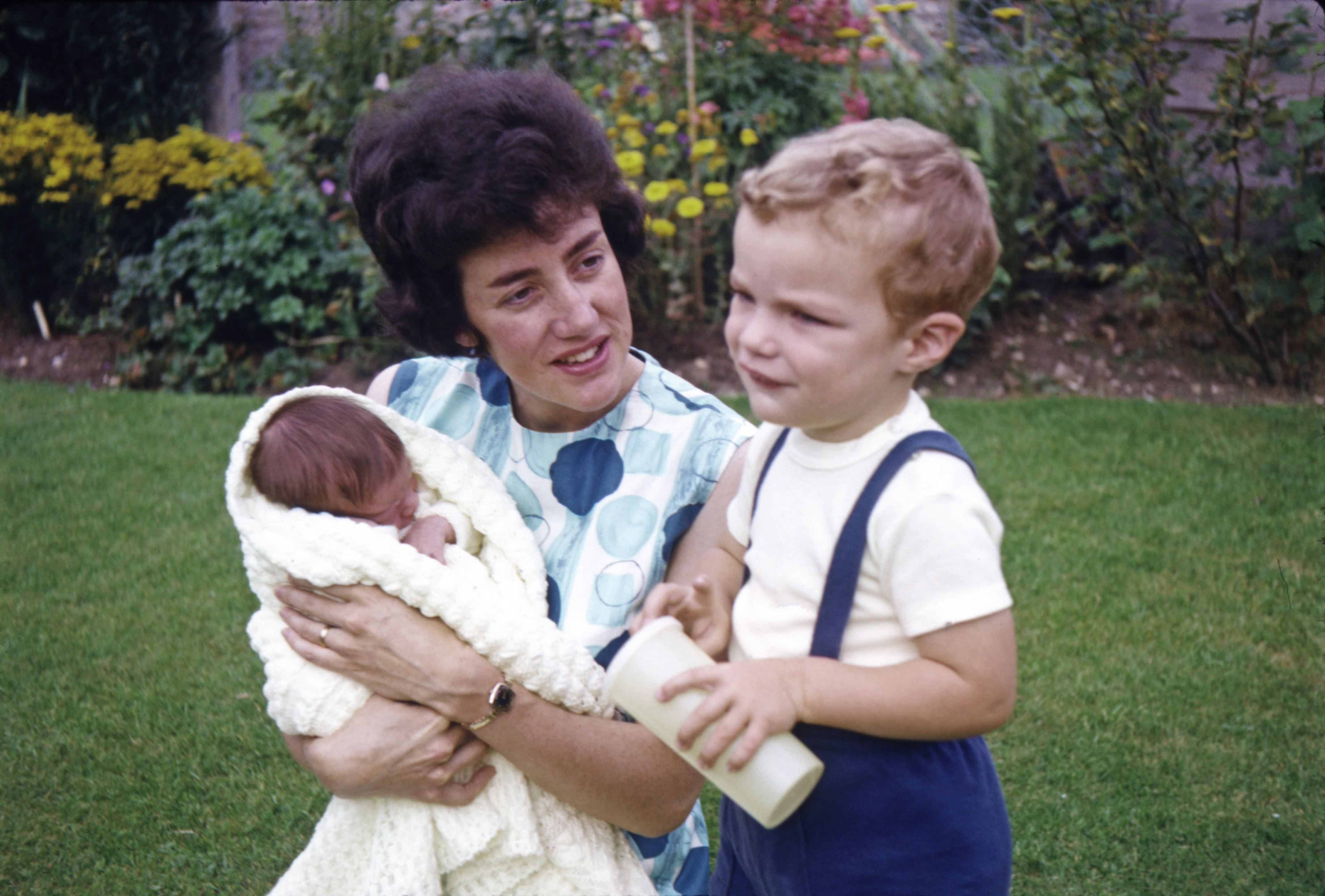 August 1965 Betty with Simon and Jonathan