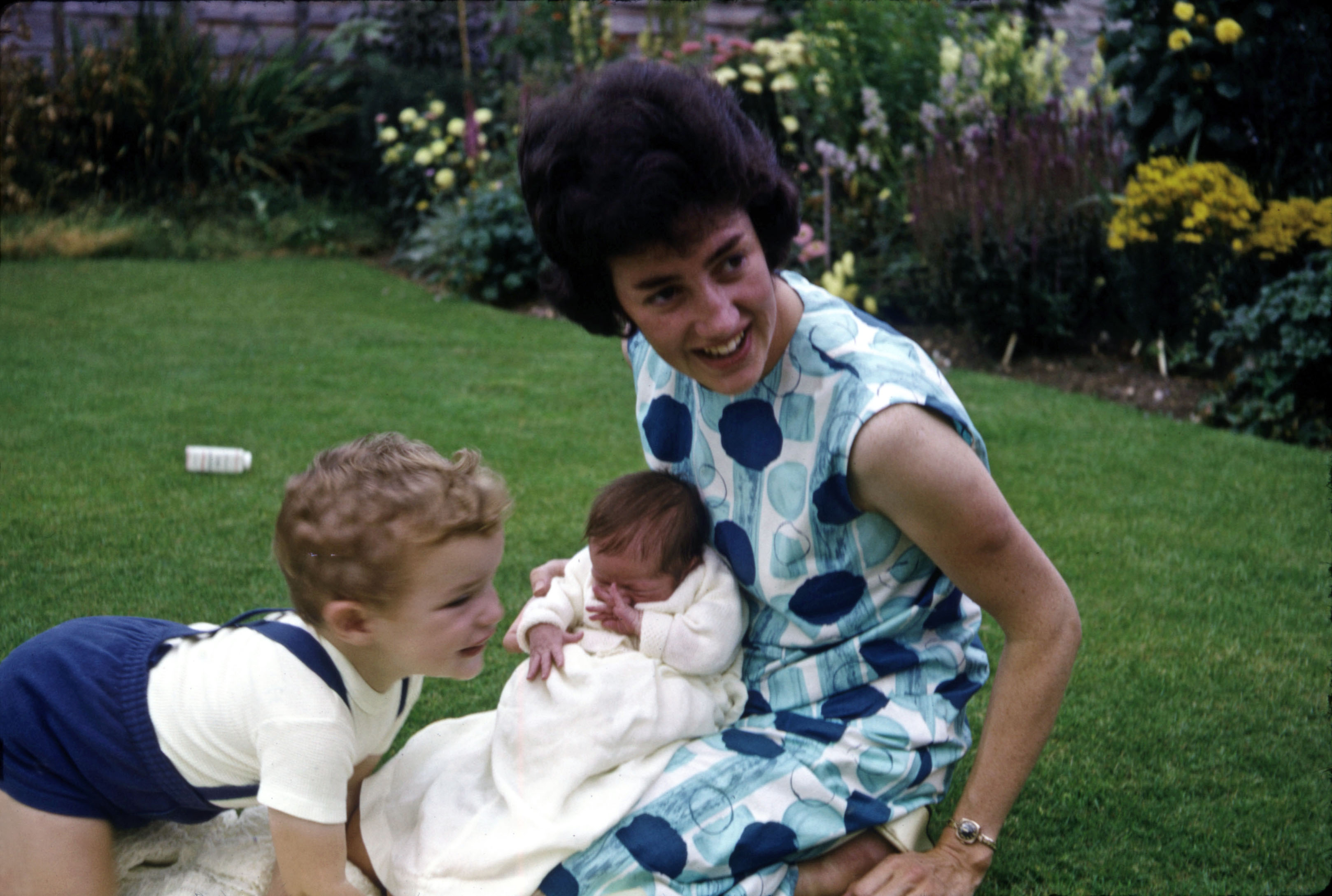 August 1965 Betty with Jonathan and Simon