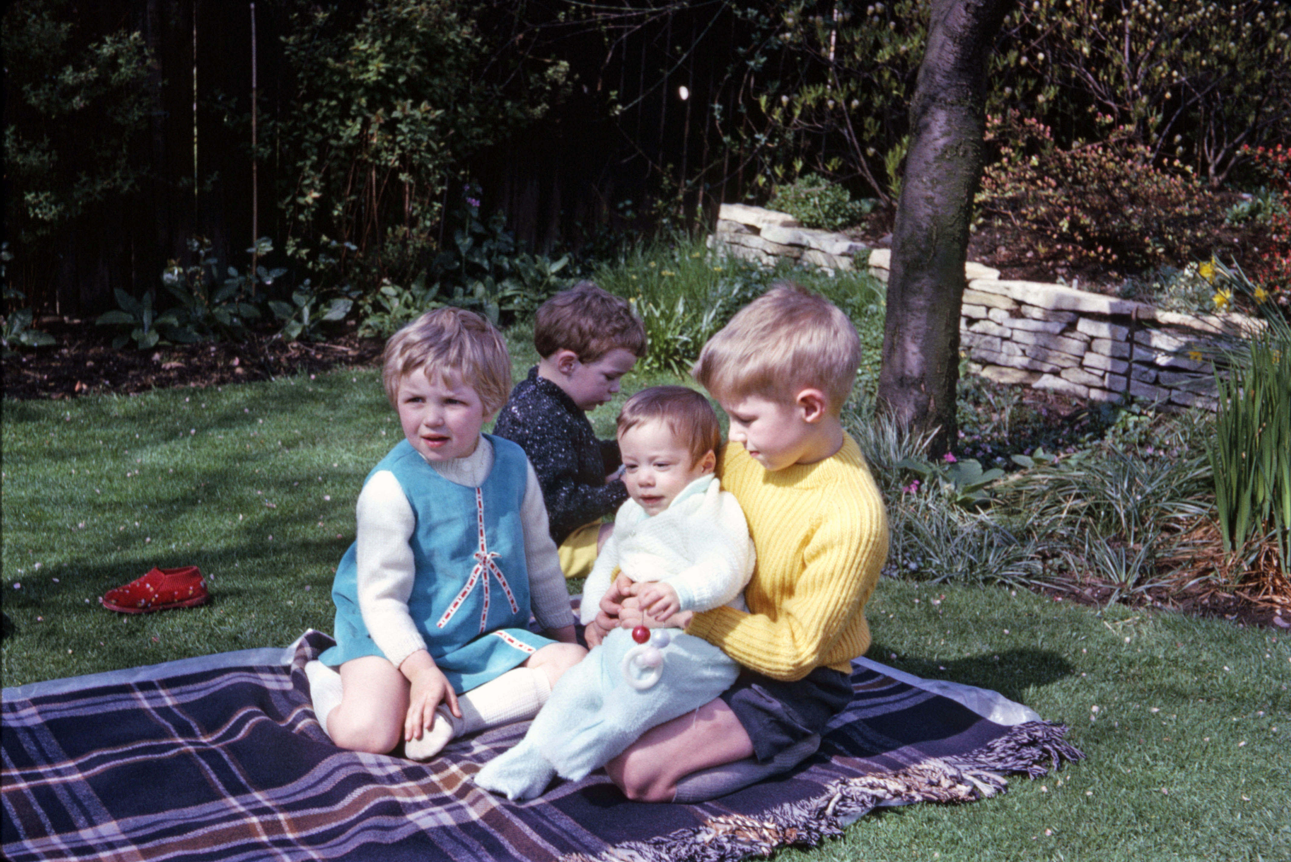 10 Apr 1966 The grandchildren in the garden at Hampton