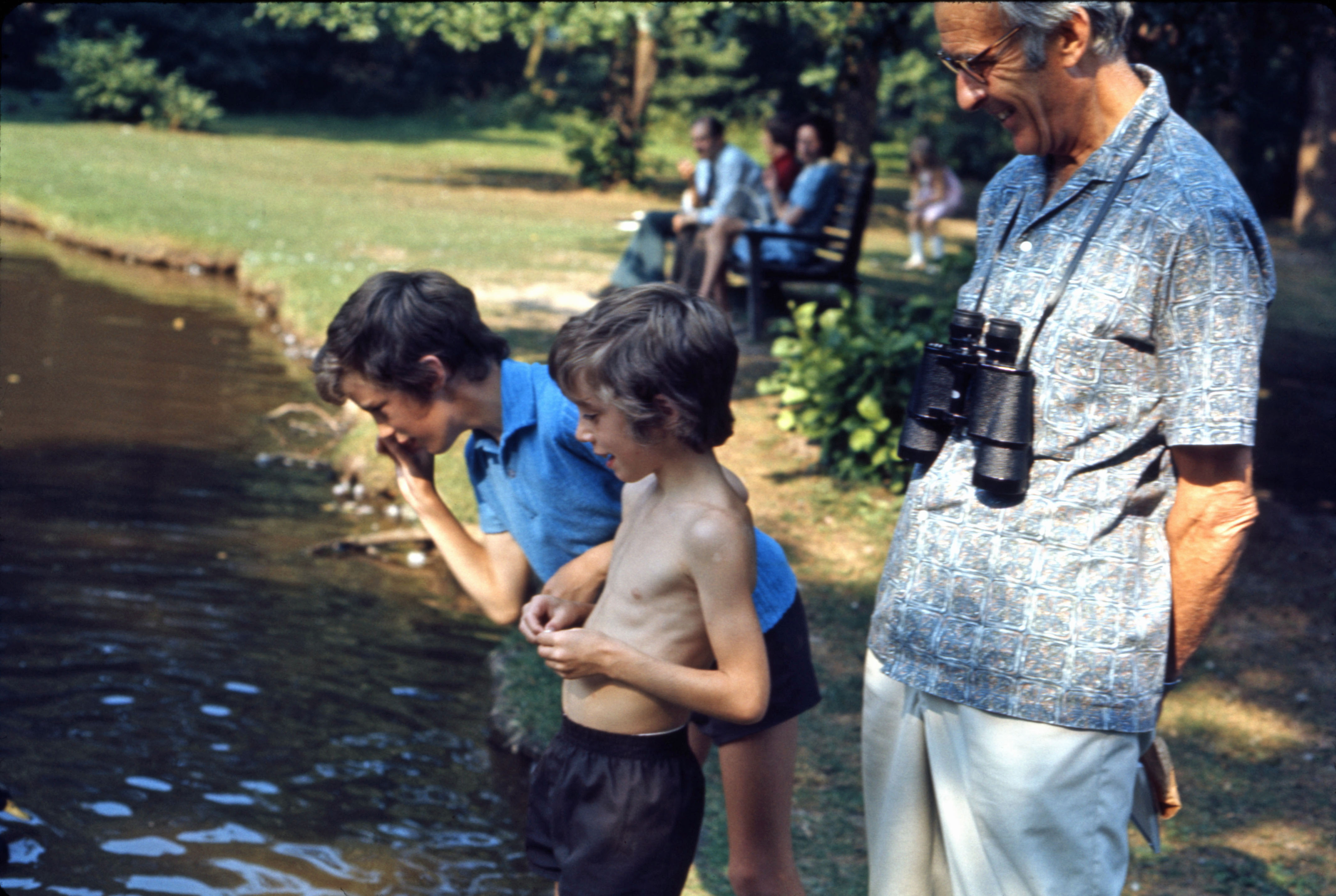 September 1973 Simon & Jonathan in Bushy Park with Phil.