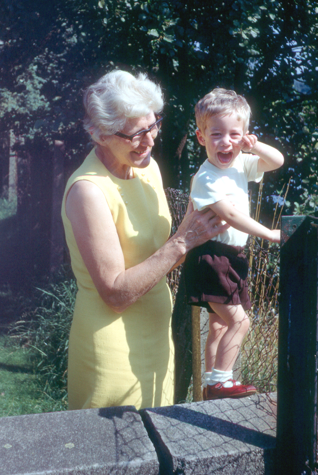 6701417k August 1967 - Mum with Jonathan near Garrick's Temple at Bell Hill, Hampton.